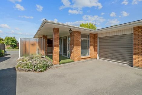 Photo of property in 17 Tudor Avenue, Ilam, Christchurch, 8041