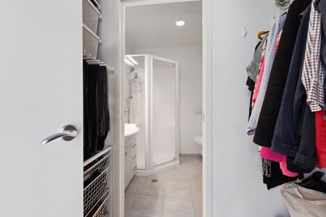 Photo of property in Salisbury Crown, 5/7 Salisbury Avenue, Mount Maunganui, 3116