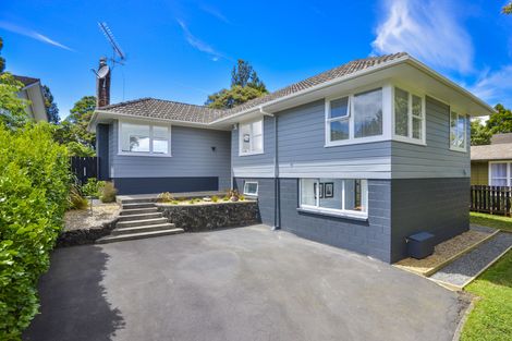 Photo of property in 22 Rimutaka Place, Titirangi, Auckland, 0604