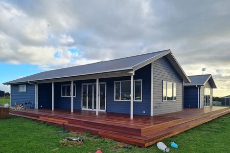 Photo of property in 33 Oriwa Lane, Levin, 5571