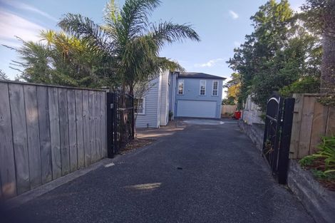 Photo of property in 1004a East Coast Road, Northcross, Auckland, 0630