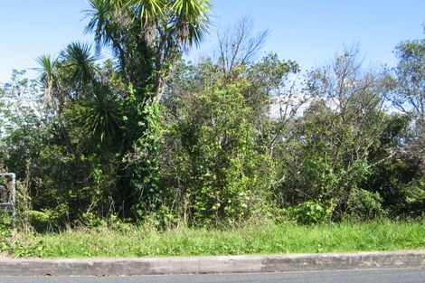 Photo of property in 12 Carlisle Road, Browns Bay, Auckland, 0630