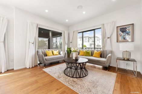 Photo of property in 4 Hea Road, Hobsonville, Auckland, 0616