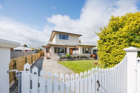 Photo of property in 236 Tremaine Avenue, Highbury, Palmerston North, 4412