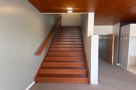 Photo of property in 10/3 Severn Street, Island Bay, Wellington, 6023