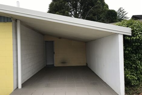 Photo of property in 102 Awanui Street, Merrilands, New Plymouth, 4312