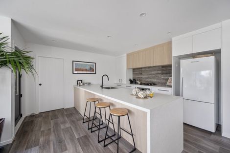 Photo of property in 49 Calder Way, Seaward Bush, 9871