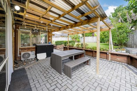 Photo of property in 23 South Kensington Way, Henderson, Auckland, 0612
