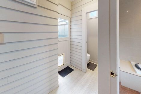 Photo of property in 201 Fitzherbert Avenue, West End, Palmerston North, 4410