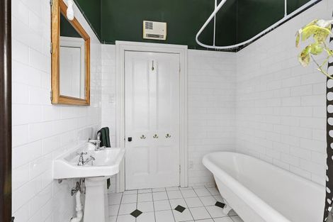 Photo of property in 29 Crieff Street, Northland, Wellington, 6012