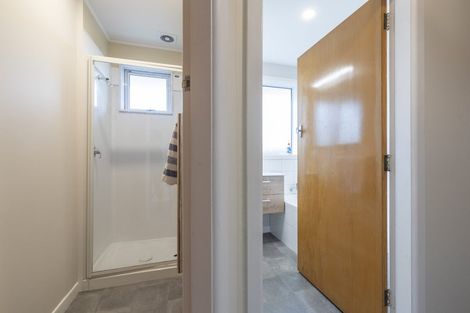 Photo of property in 17 Seagrave Place, Ilam, Christchurch, 8041