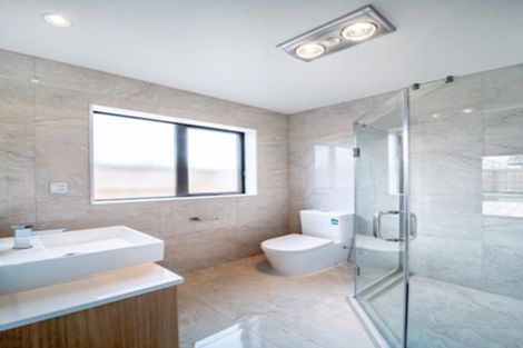 Photo of property in 11 Huahua Crescent, Papakura, 2110