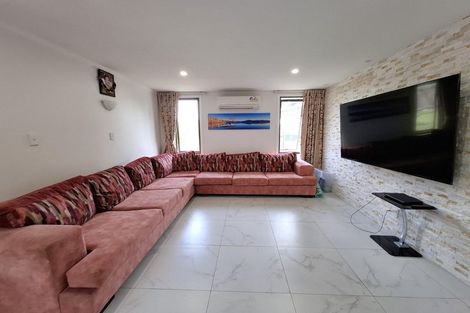 Photo of property in 168 Weatherly Road, Torbay, Auckland, 0630