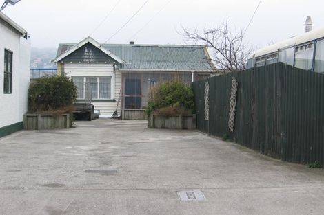 Photo of property in 18 Bradshaw Street, South Dunedin, Dunedin, 9012