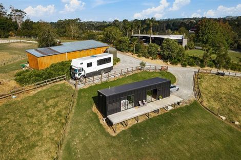 Photo of property in 206 Trigg Road, Kumeu, 0891