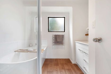 Photo of property in 102 Macfarlane Street, Hamilton East, Hamilton, 3216