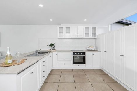 Photo of property in 4/1010 Colombo Street, St Albans, Christchurch, 8014
