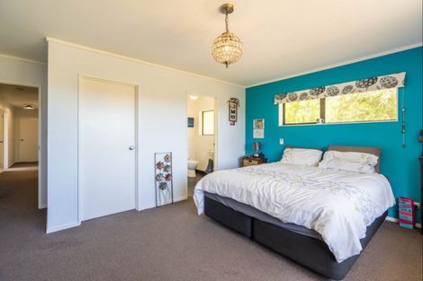 Photo of property in 23 Jacks Bush Road, Waikanae, 5391
