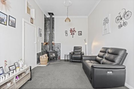 Photo of property in 10 Tiraumea Road, Pahiatua, 4910