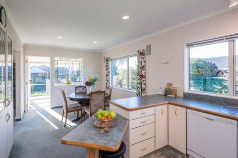 Photo of property in 78 Langdale Avenue, Paraparaumu, 5032