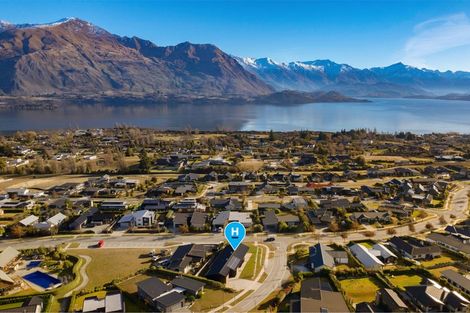 Photo of property in 20 Infinity Drive, Wanaka, 9305