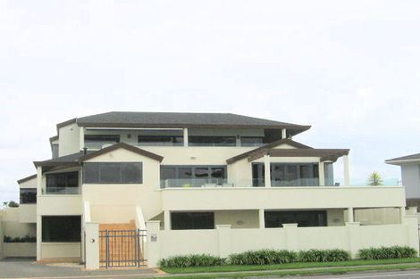Photo of property in 197a Marine Parade, Mount Maunganui, 3116