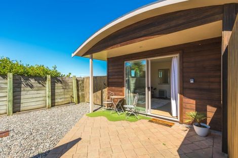 Photo of property in 36 Longbeach Drive, Castlecliff, Whanganui, 4501
