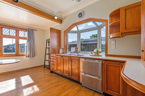 Photo of property in 52 North Street, Palmerston North, 4410