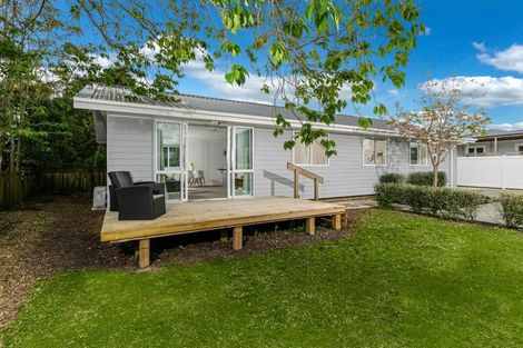 Photo of property in 685a Swanson Road, Swanson, Auckland, 0612