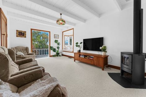 Photo of property in 31b William Bond Street, Stanley Point, Auckland, 0624