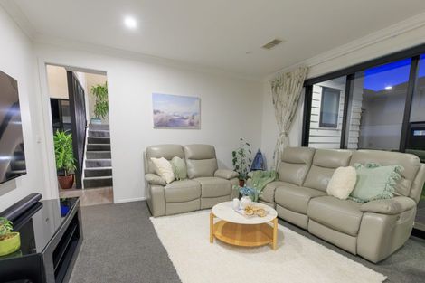 Photo of property in 12 Atherton Terrace, Churton Park, Wellington, 6037