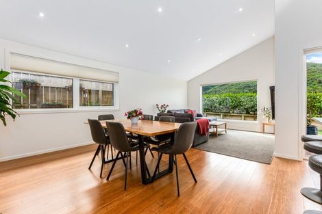 Photo of property in 3 Ramarama Lane, Crofton Downs, Wellington, 6035