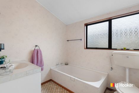 Photo of property in 16 Walton Park Avenue, Fairfield, Dunedin, 9018