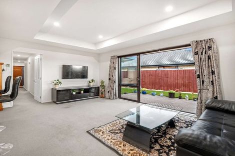 Photo of property in 8 Skipness Lane, Broomfield, Christchurch, 8042