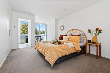 Photo of property in 1u2 Riro Street, Hamilton East, Hamilton, 3216