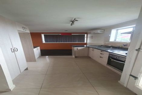 Photo of property in 23 Sunlands Drive, Manurewa, Auckland, 2102