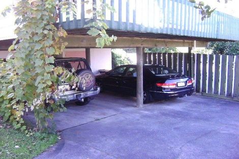 Photo of property in 2/3 Northwick Place, Hillcrest, Auckland, 0627