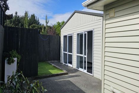 Photo of property in 27 Penfold Square, Leithfield, 7481