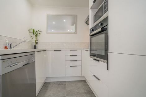 Photo of property in 2 Mayfair Close, Whitianga, 3510