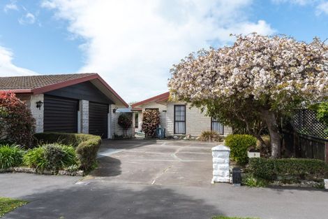 Photo of property in 3 Jacaranda Place, Parklands, Christchurch, 8083