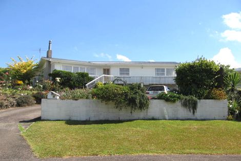Photo of property in 32 Mason Street, New Lynn, Auckland, 0600