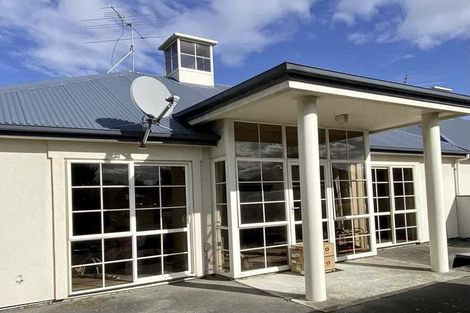 Photo of property in 155d Yarrow Street, Invercargill, 9810