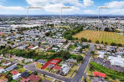 Photo of property in 4a Krippner Place, Dinsdale, Hamilton, 3204