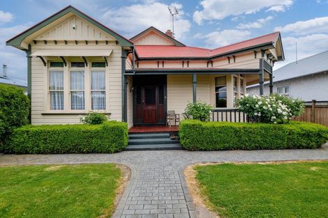 Photo of property in 6 Pascal Street, Palmerston North, 4410