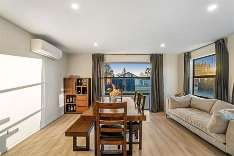 Photo of property in 12 Owen Drive, Darfield, 7510