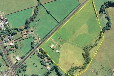 Photo of property in 20 Tariki Road, Tariki, Stratford, 4390