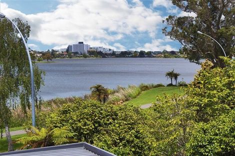 Photo of property in 43 Lake Domain Drive, Frankton, Hamilton, 3204