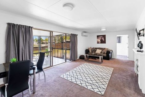 Photo of property in 1-3 Racecourse Road, Awapuni, Palmerston North, 4412