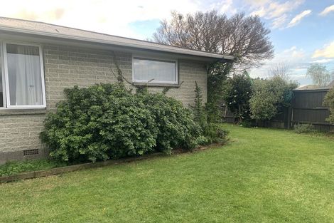 Photo of property in 105 Memorial Avenue, Burnside, Christchurch, 8053