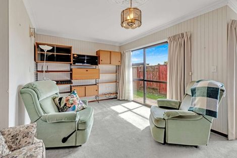 Photo of property in 1/102 Roy Street, Palmerston North, 4410